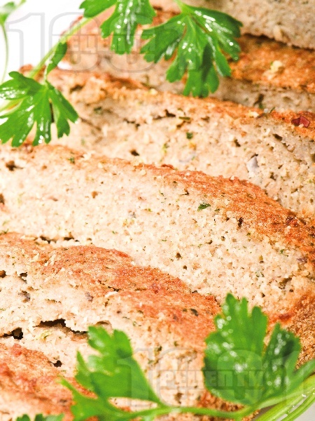 Рибен хляб от бяла риба, галета, брашно и бакпулвер на фурна - снимка на рецептата